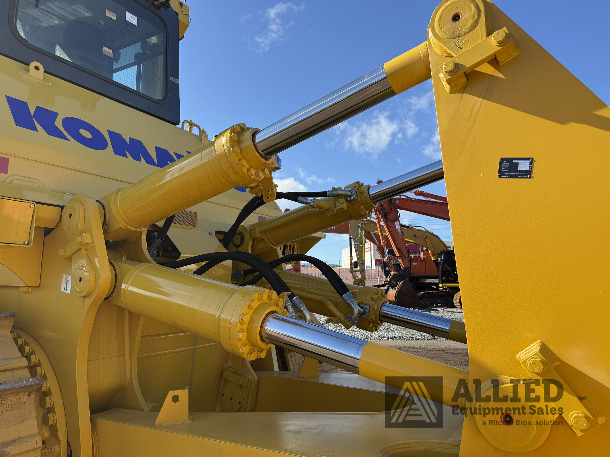2024 KOMATSU D375A-6 TRACK TYPE TRACTOR (DOZER)