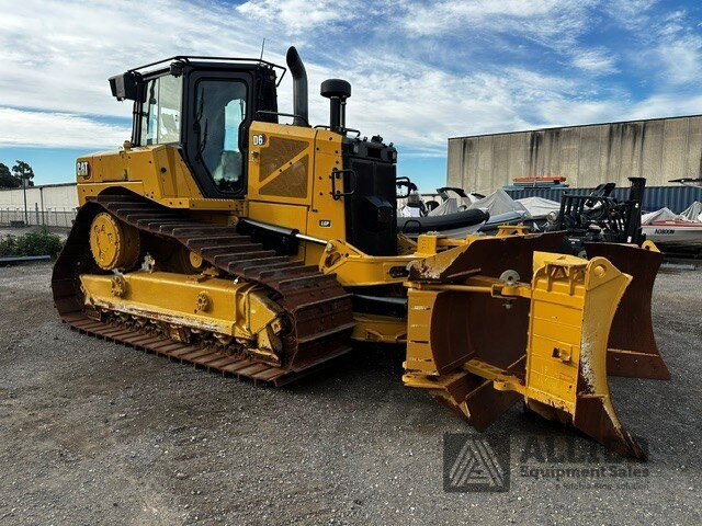 2024 CATERPILLAR D6LGP TRACK TYPE TRACTOR (DOZER)