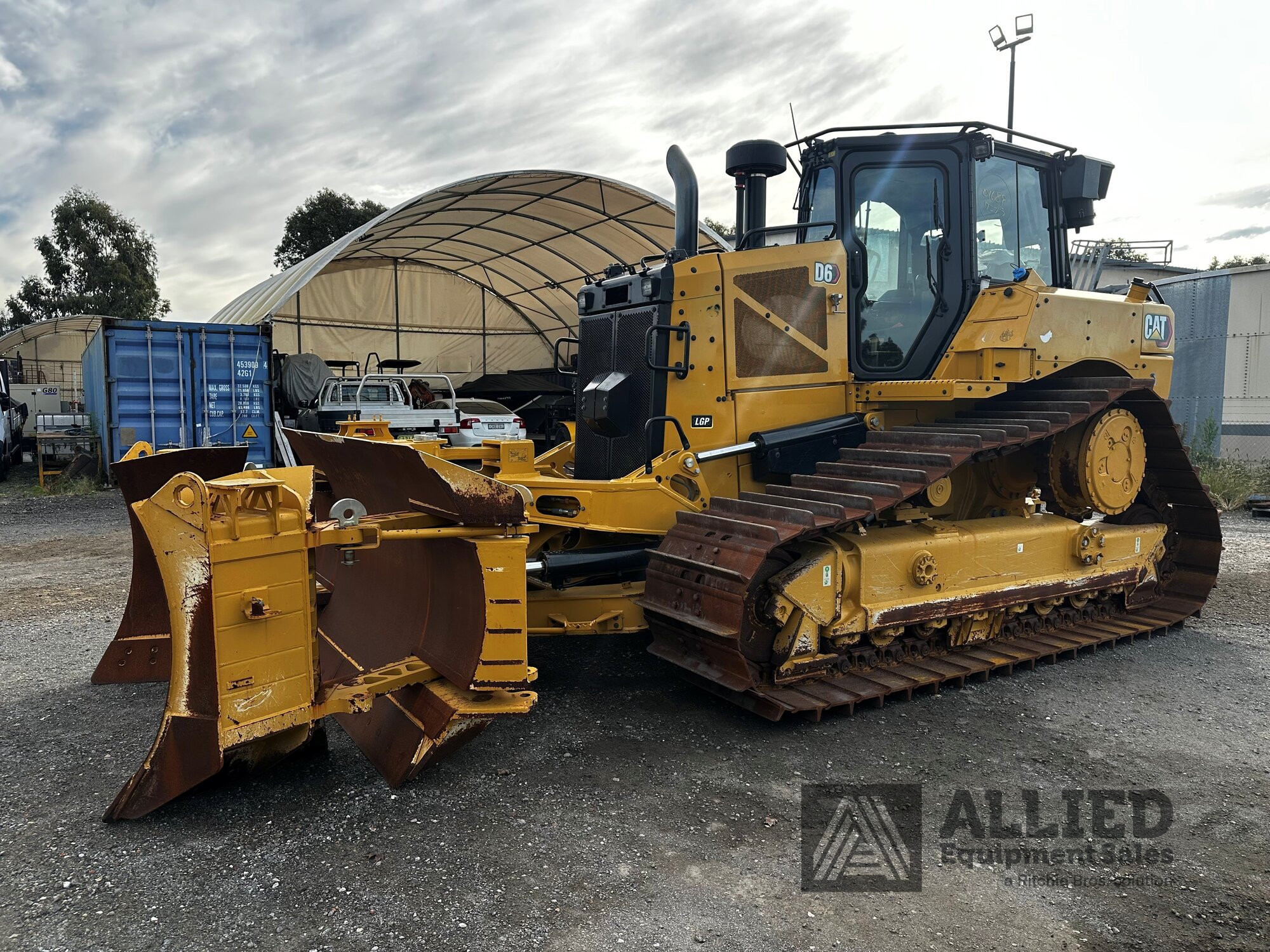 2024 CATERPILLAR D6LGP TRACK TYPE TRACTOR (DOZER)