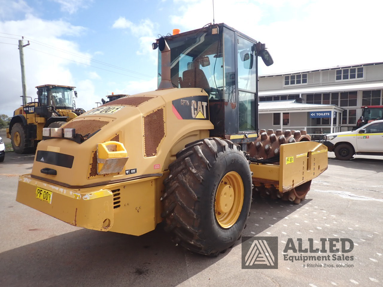 2013 CATERPILLAR CP76B ROLLER