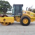 2021 CATERPILLAR CS74B SMOOTH DRUM ROLLER