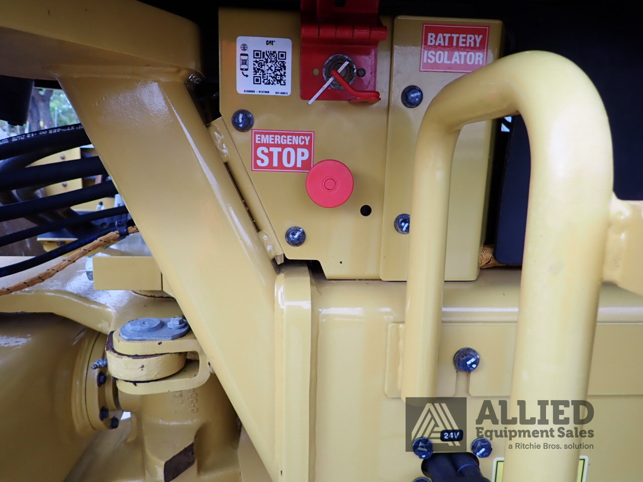 2021 CATERPILLAR CS74B SMOOTH DRUM ROLLER
